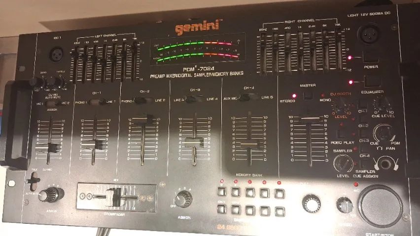 Mixer Gemini PDM 7024 ótimo estado (raridade)! - Foto 3