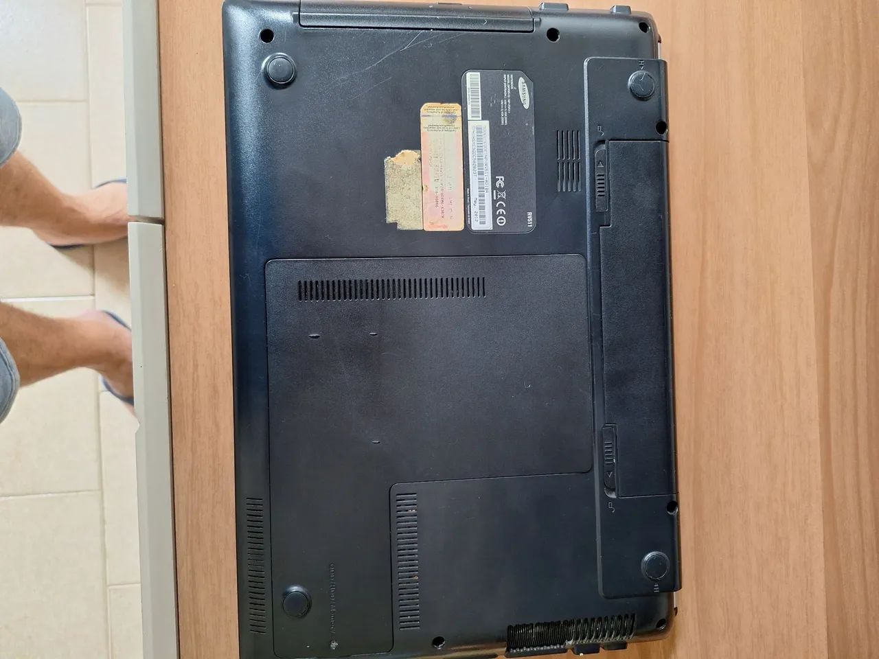 Notebook Samsung usado com alguns defeitos  - Foto 4
