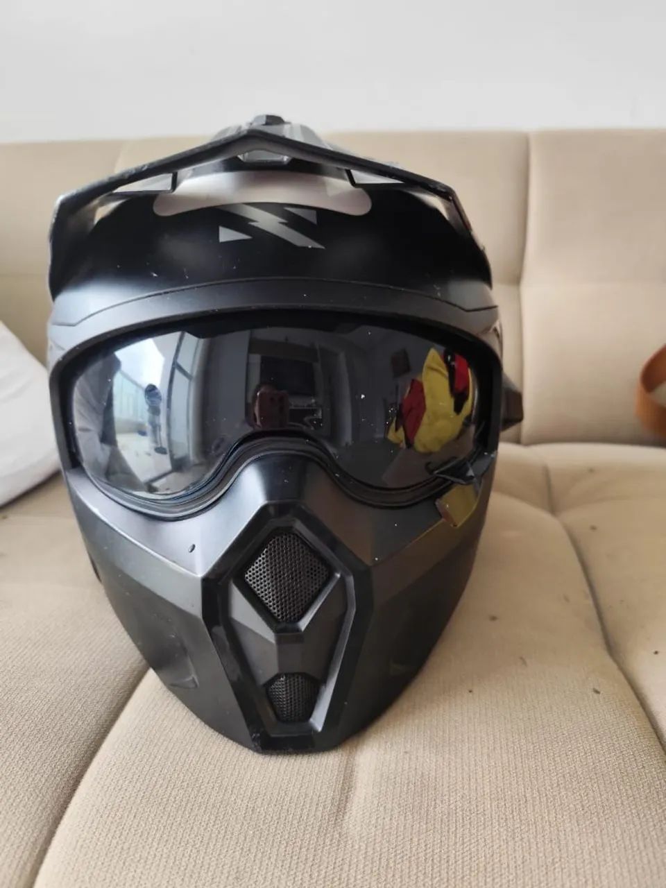 Capacete no risk, com microfone via Bluetooth 
