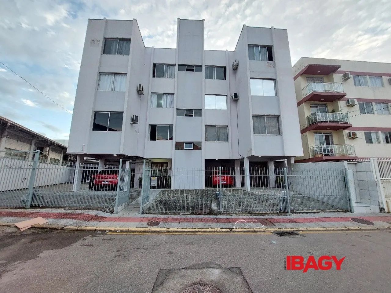 Excelente Apartamento 1 dormitório(s) em Kobrasol - São José
