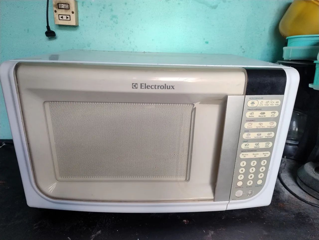 Microondas Eletrolux 31Litros, 127v