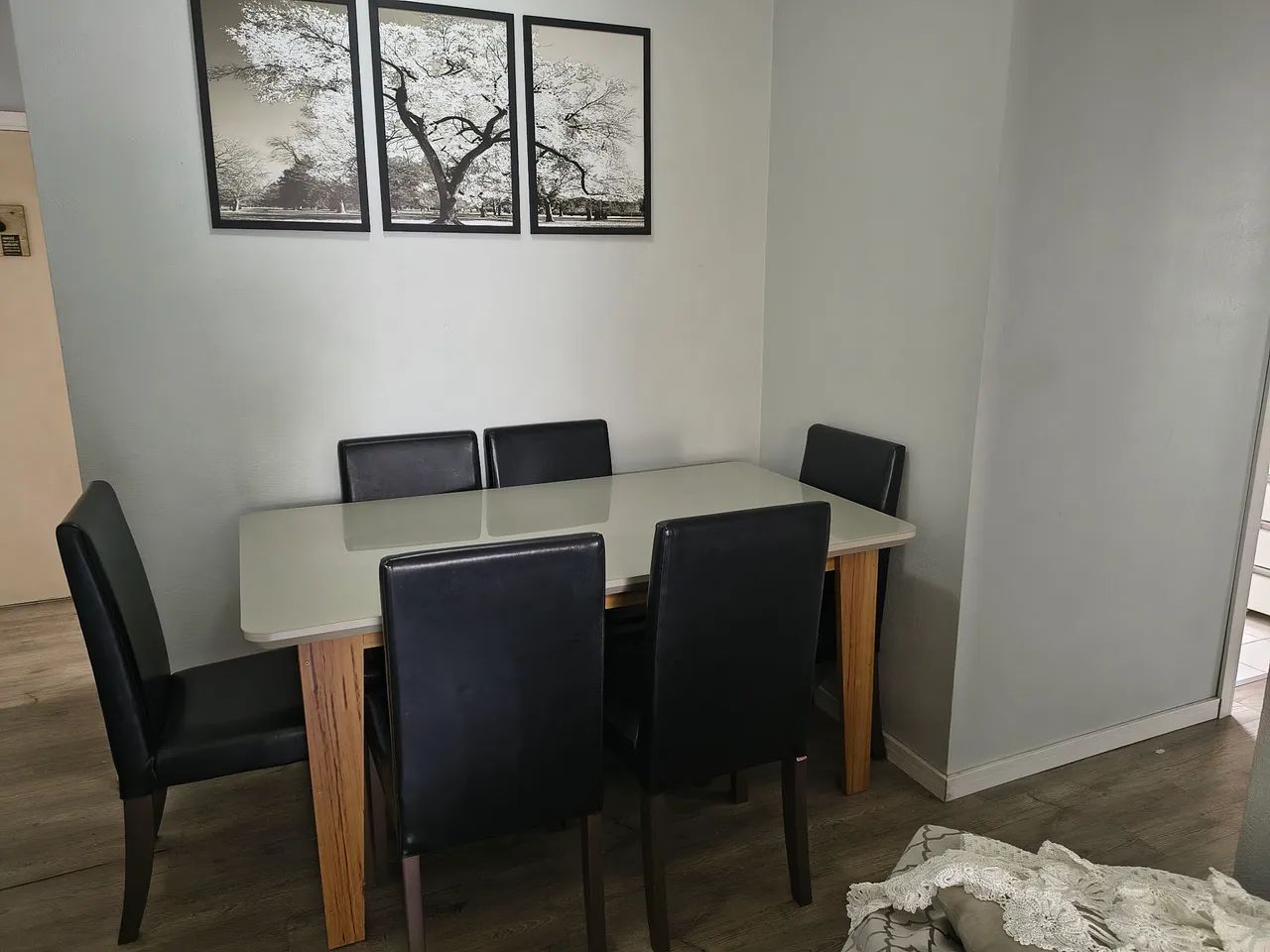 MESA DE MADEIRA COM TAMPO DE VIDRO - Foto 5