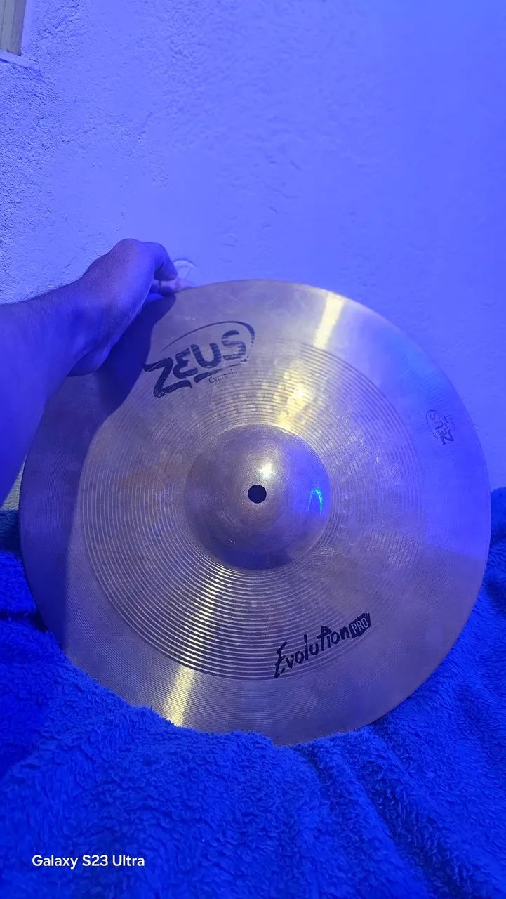 Chimbal Zeus 14 polegadas novinho!! - Foto 3
