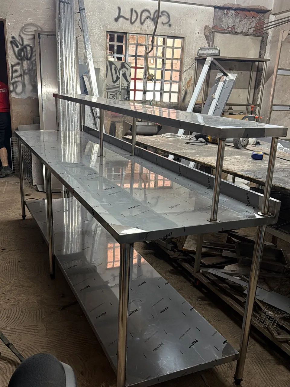 Mesas sobre medida em aço inox  - Foto 3