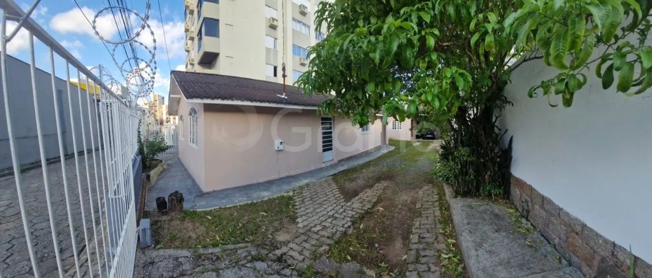 Terreno plano com 279m² na Trindade - Foto 2