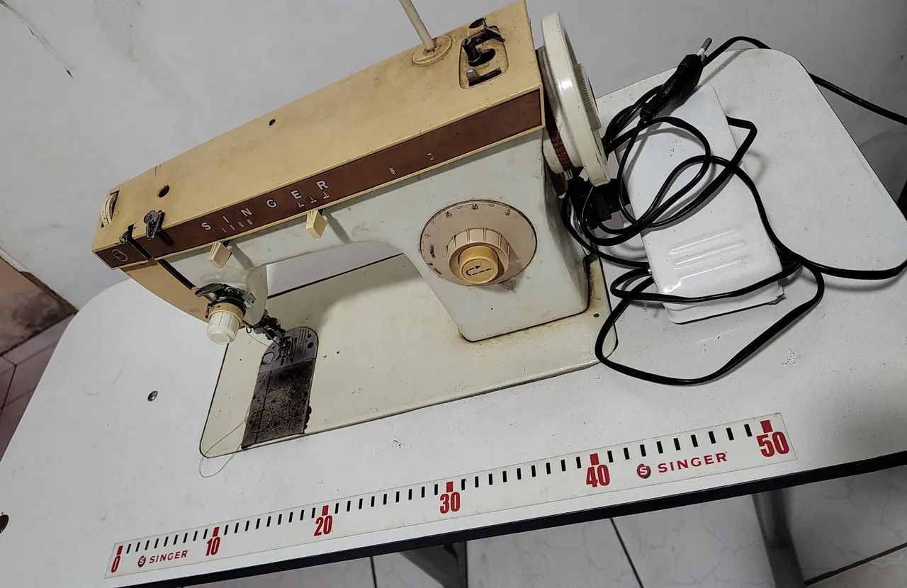 MÁQUINA DE COSTURA SINGER  - Foto 3