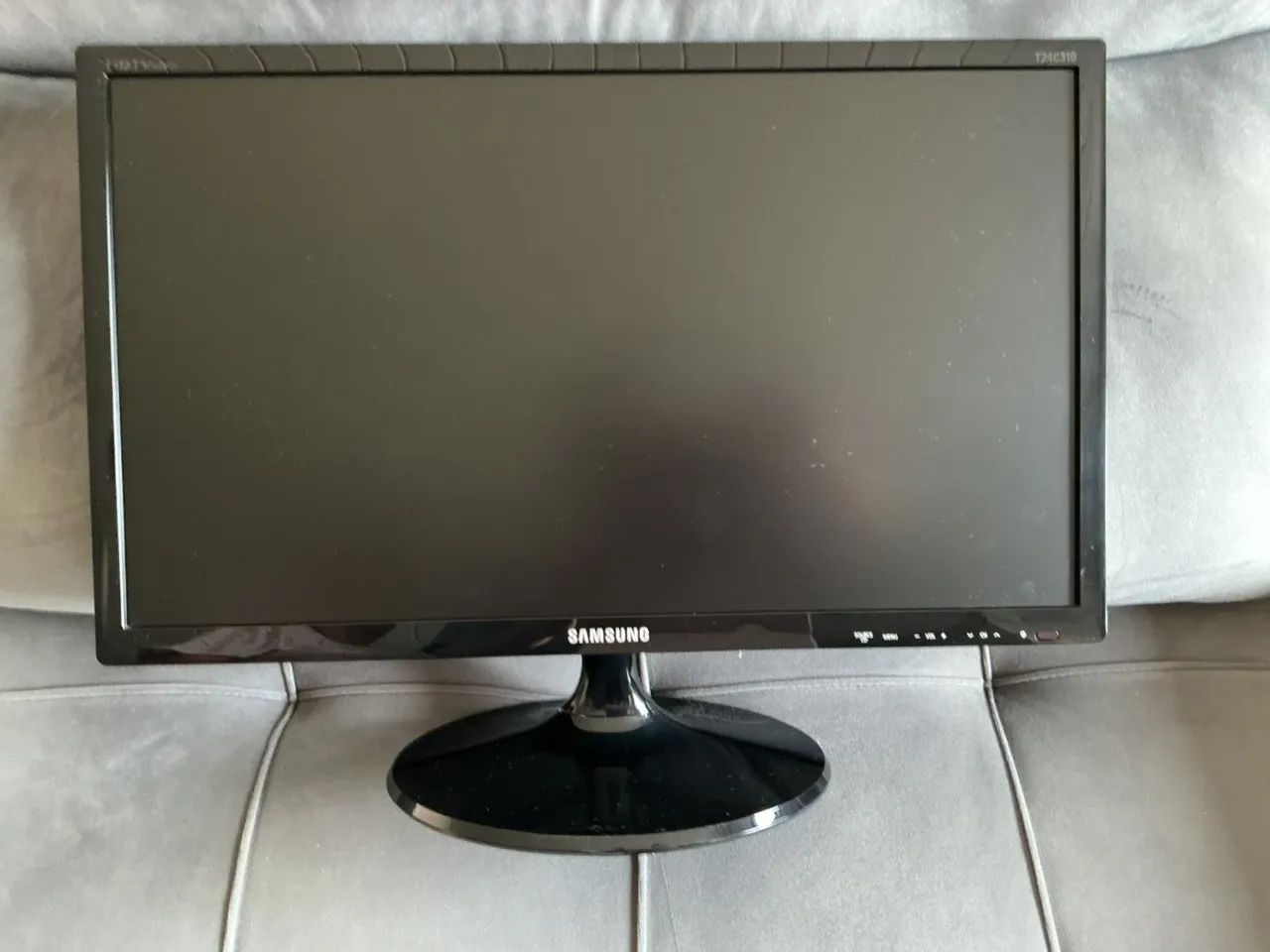 TV Samsung 23 polegadas c/controle remoto