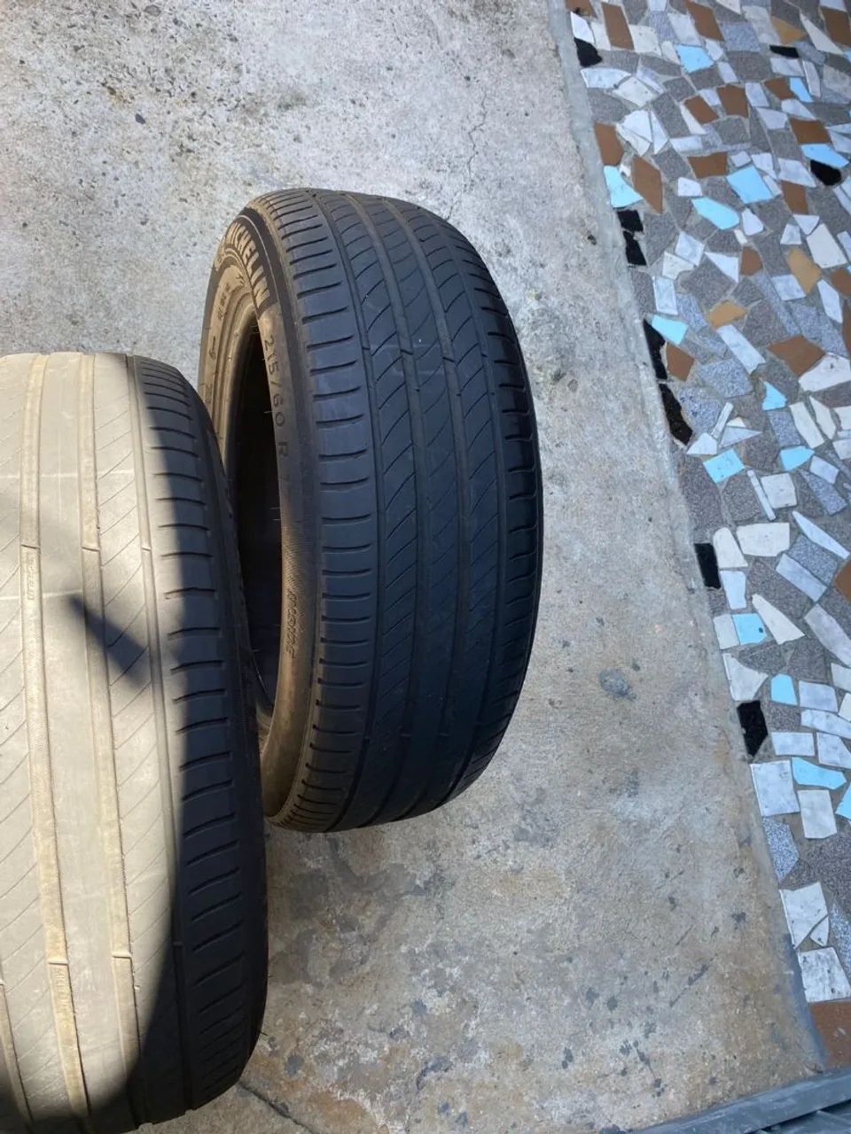 Pneus Michelin 215 60 17 - Foto 6