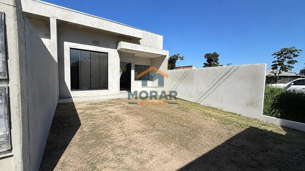 Casa nova com 02 dormitórios em Praia de Leste