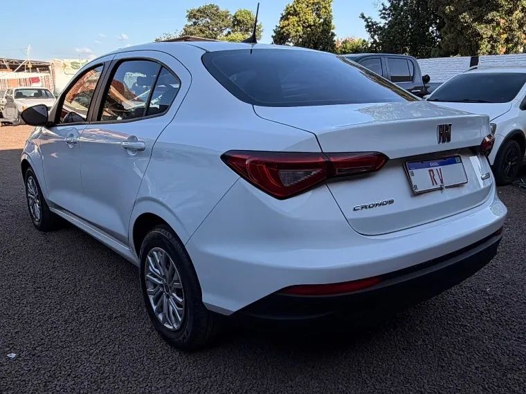Fiat Cronos Drive 1.3 8V Flex 2022 - Foto 4