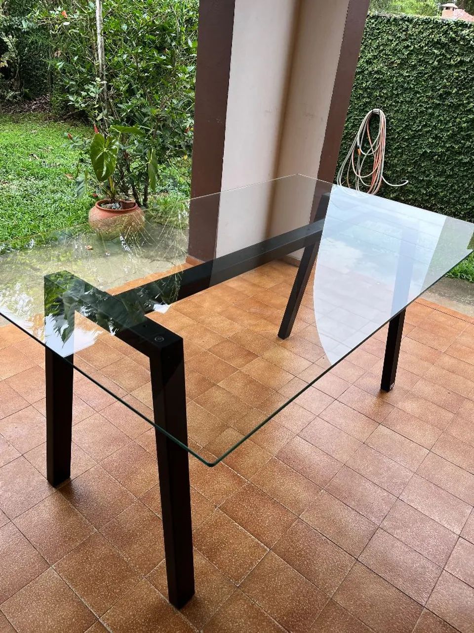 Mesa de jantar de vidro com cavalete - 6 lugares - Foto 3