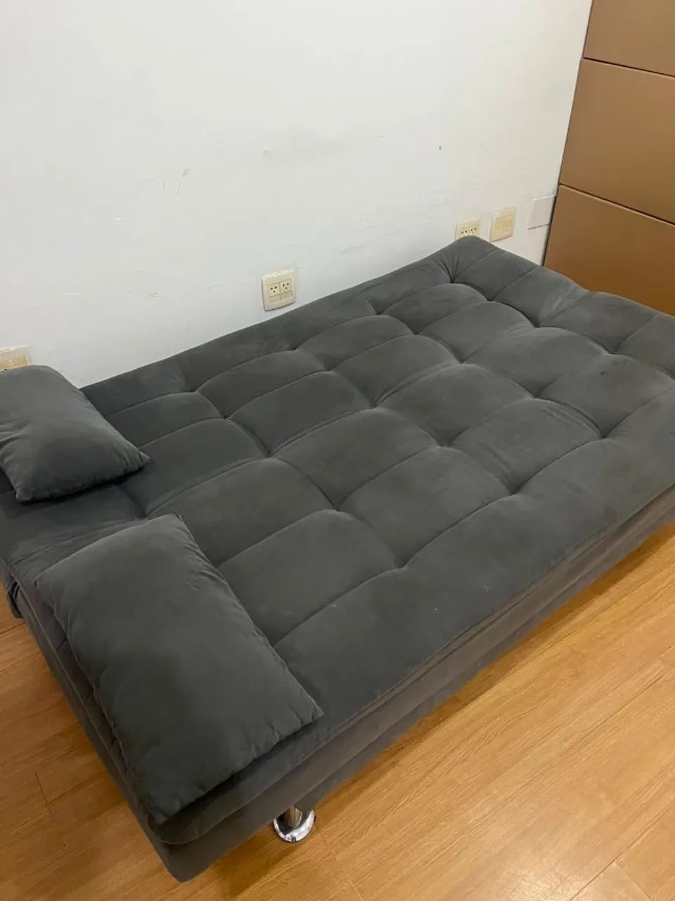 SOFÁ-CAMA 3 LUGARES PREMIUM SUDE CINZA - MOBLY - Foto 2