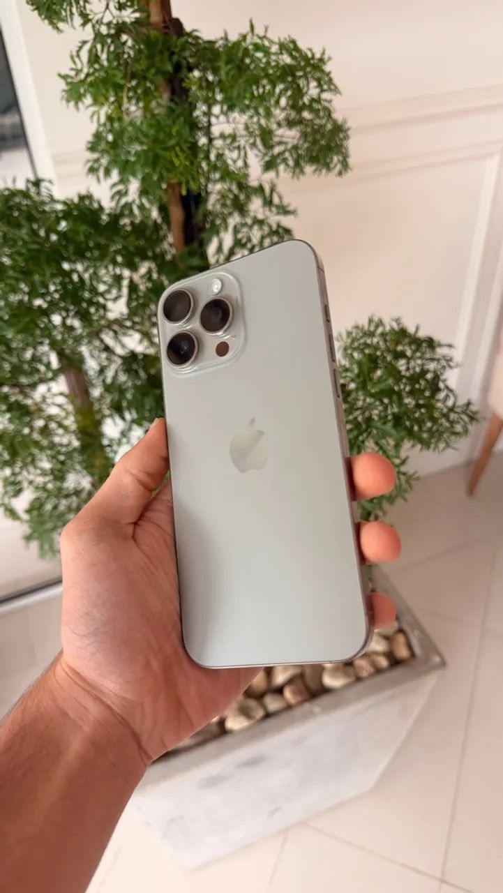 iPhone 16 Pro Max 256GB - Foto 2