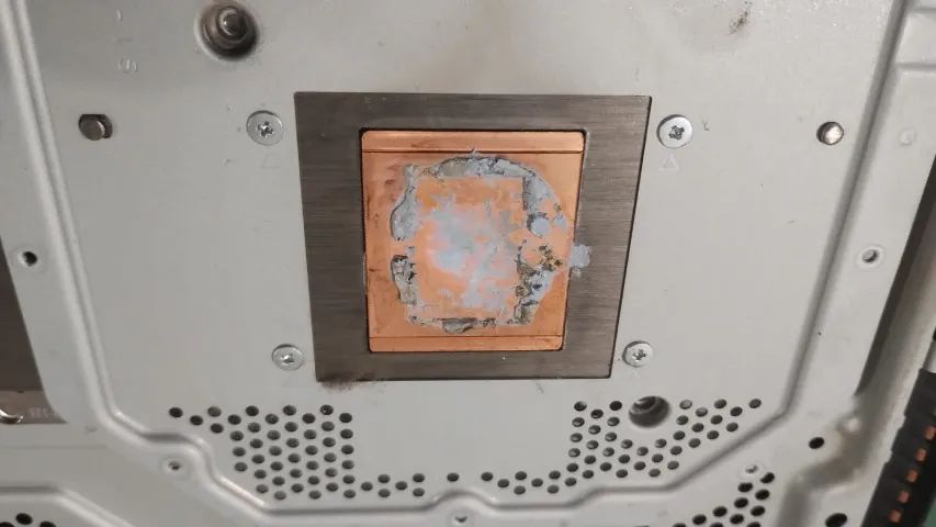 PREVENTIVA COMPLETA + TROCA DA PASTA TÉRMICA PS4 PRO - Foto 3