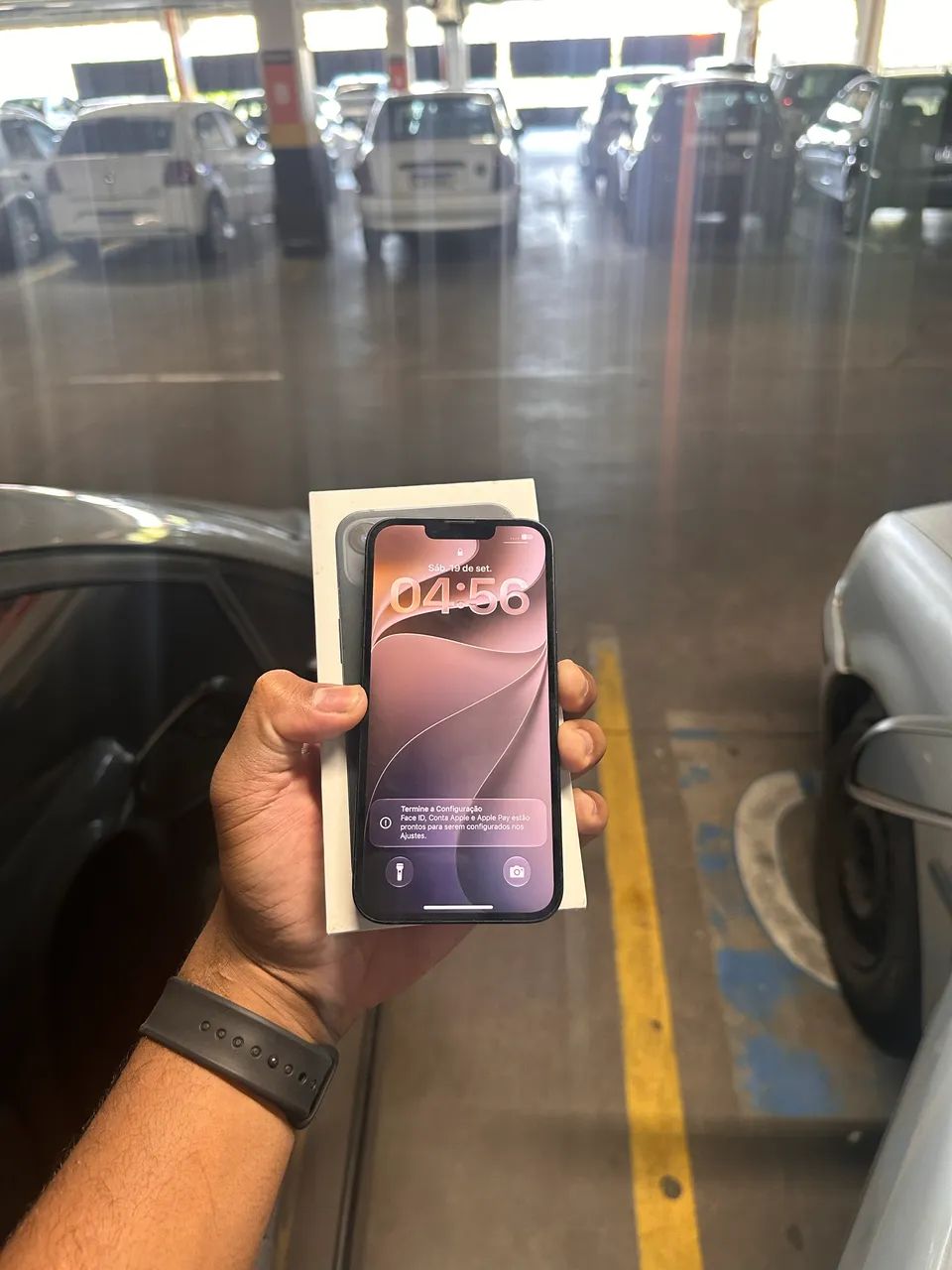 iPhone 13 - 128gb  - Foto 2