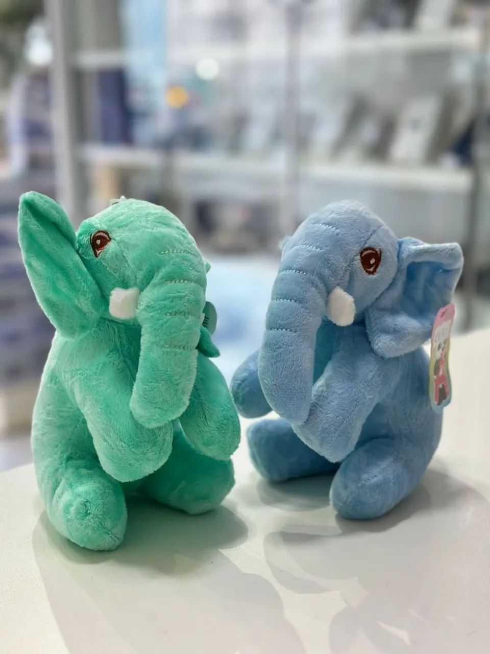 Bichinhos de pelúcia fofos - capivara e elefante  - Foto 3