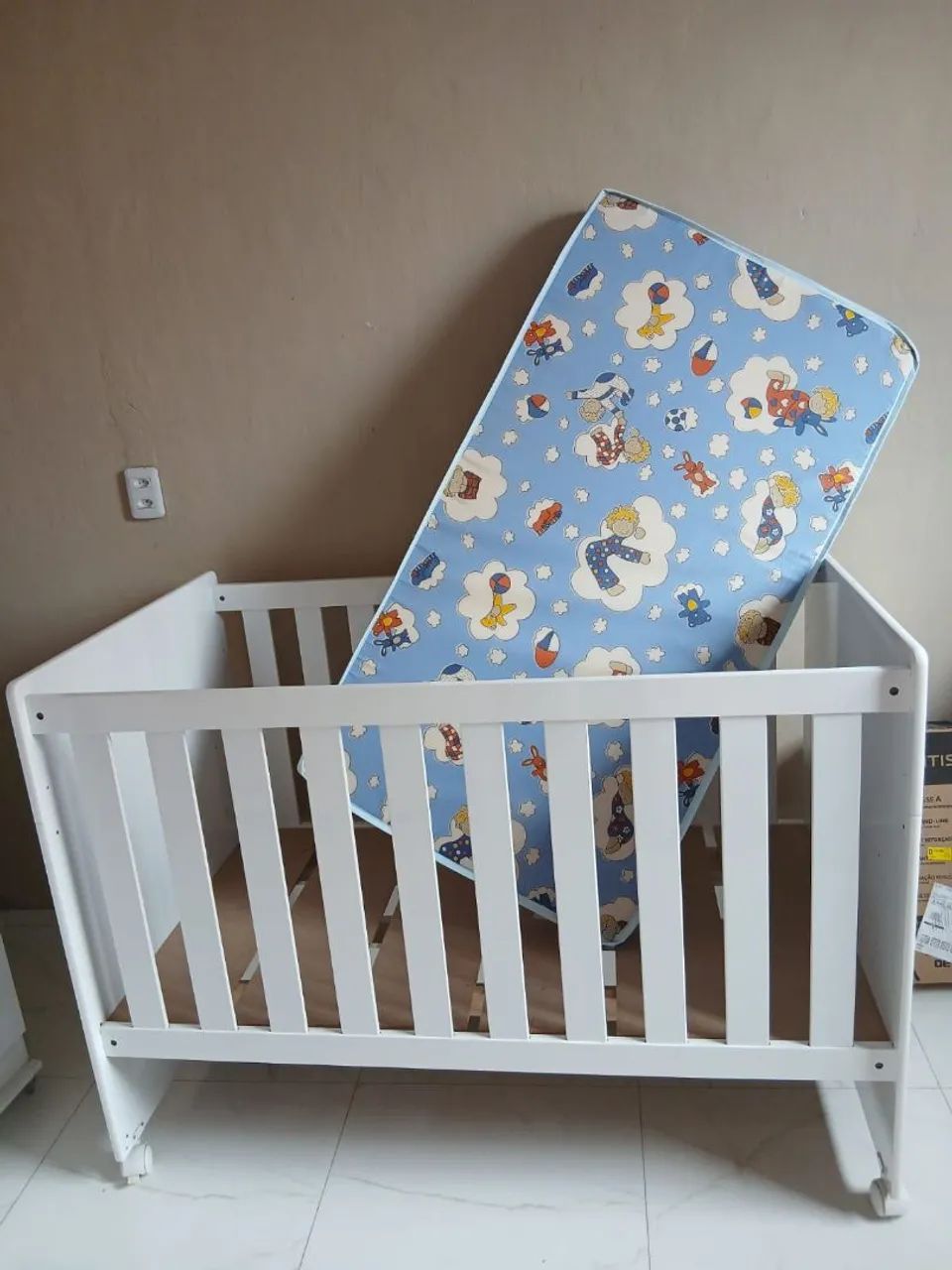 Vendo Berço novíssimo, aceito ofertas. - Foto 3