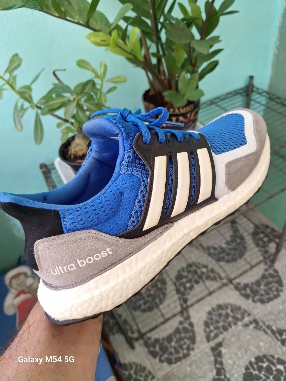 Tenis adidas ultraboost  tamanho 40 excelente para  prática de atividades físicas.  - Foto 3