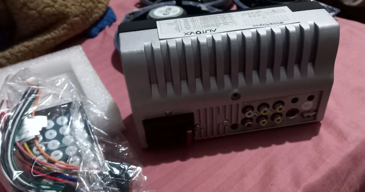 Kit mult mídia mais auto falantes novos e antena interna.  - Foto 4