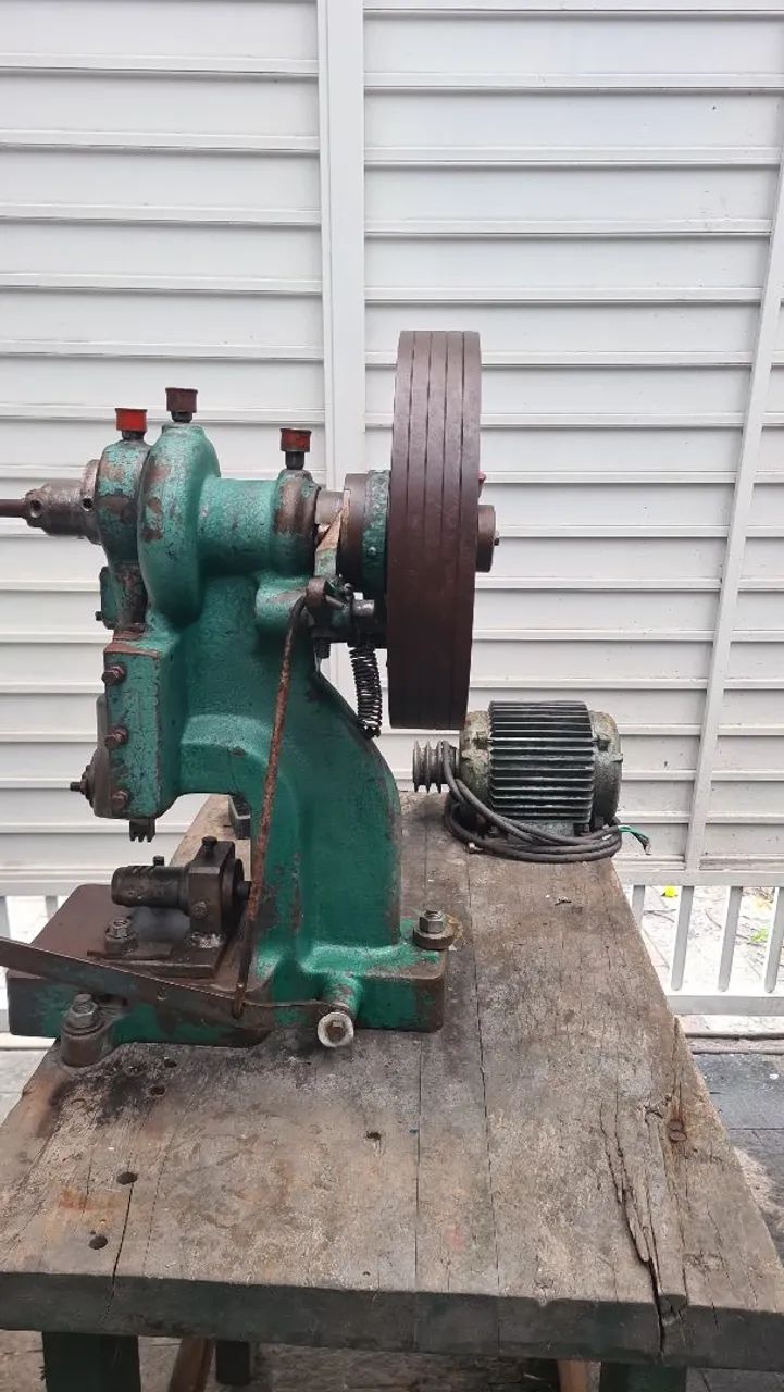 Prensa excêntrica de bancada 3 toneladas  - Foto 4