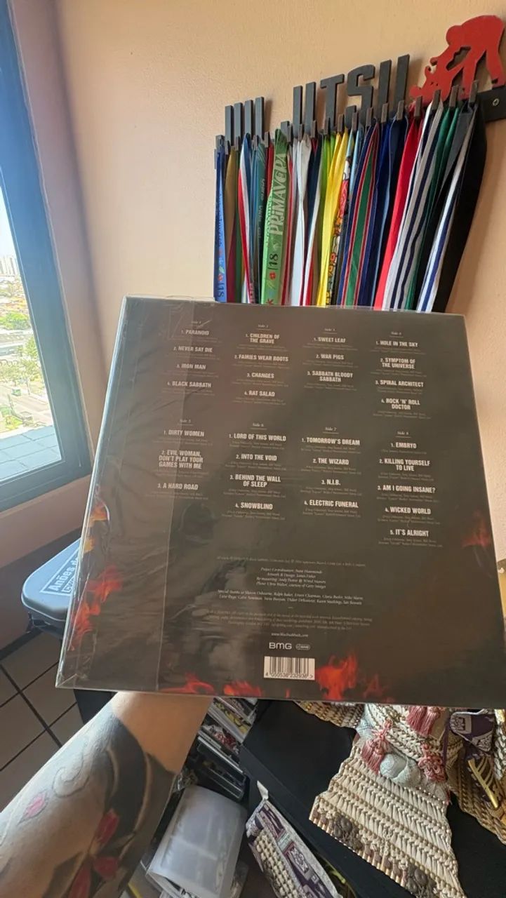 Black Sabbath ?The Ultimate Collection? importado  4 LPs (Quadruplo )  - Foto 3
