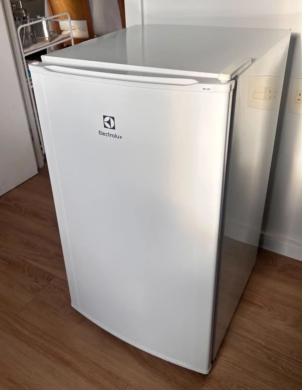 Frigobar Eletrolux RE120 - Foto 3