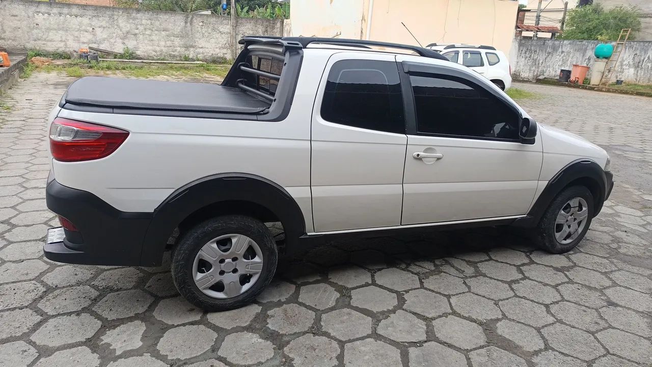 Fiat Strada Working Hard 1.4 Fire Flex 8V CD 2017 - Foto 2