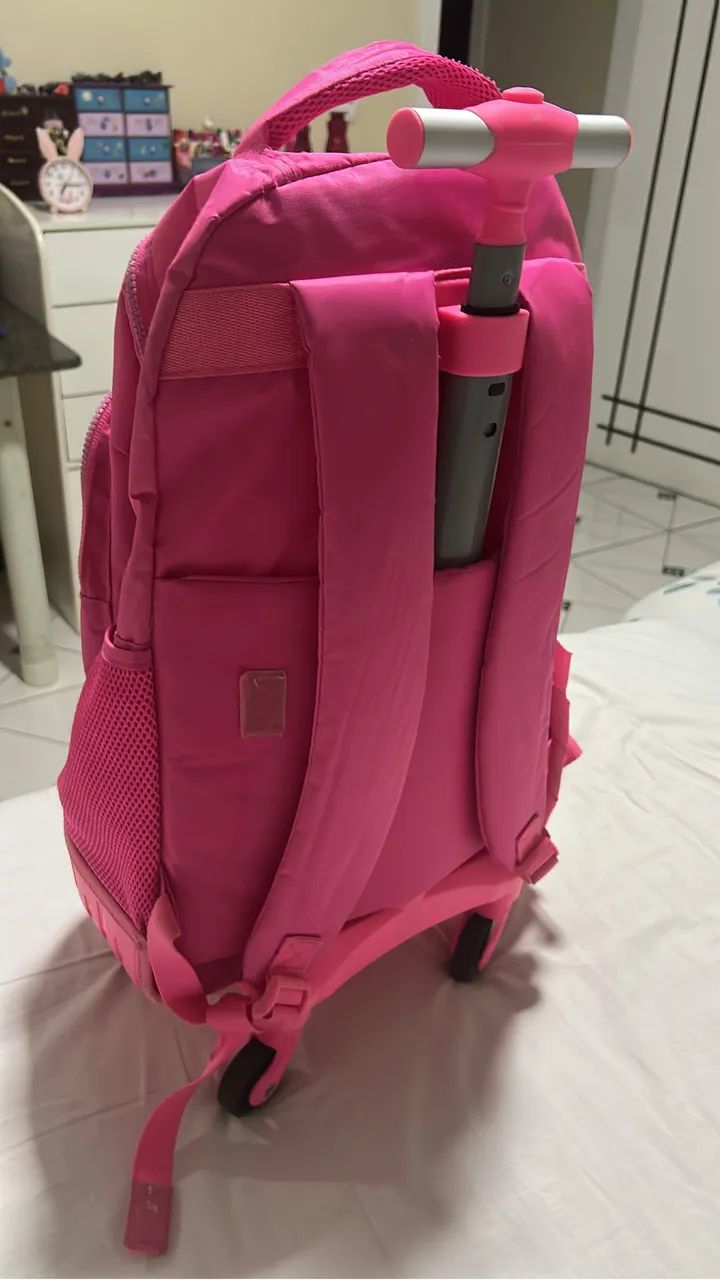 Mochila Barbie 100 reais * - Foto 2