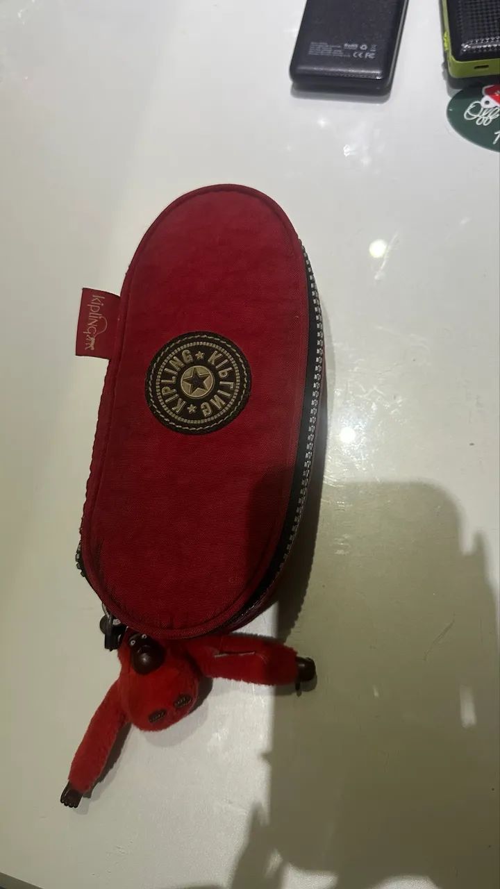 Vendo estojo Kipling 