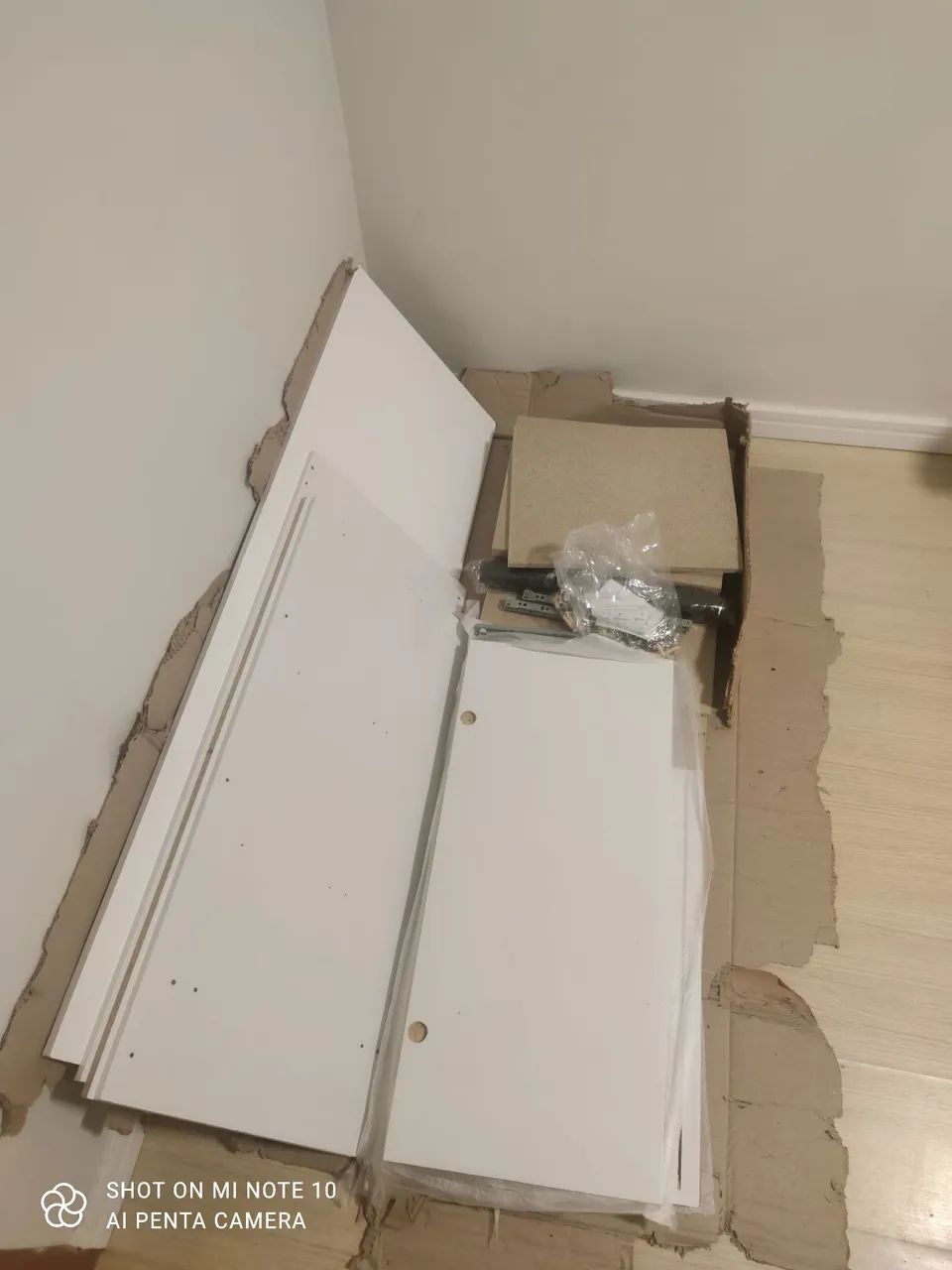 Cômoda nova na caixa, nunca usada e nem montada. - Foto 4