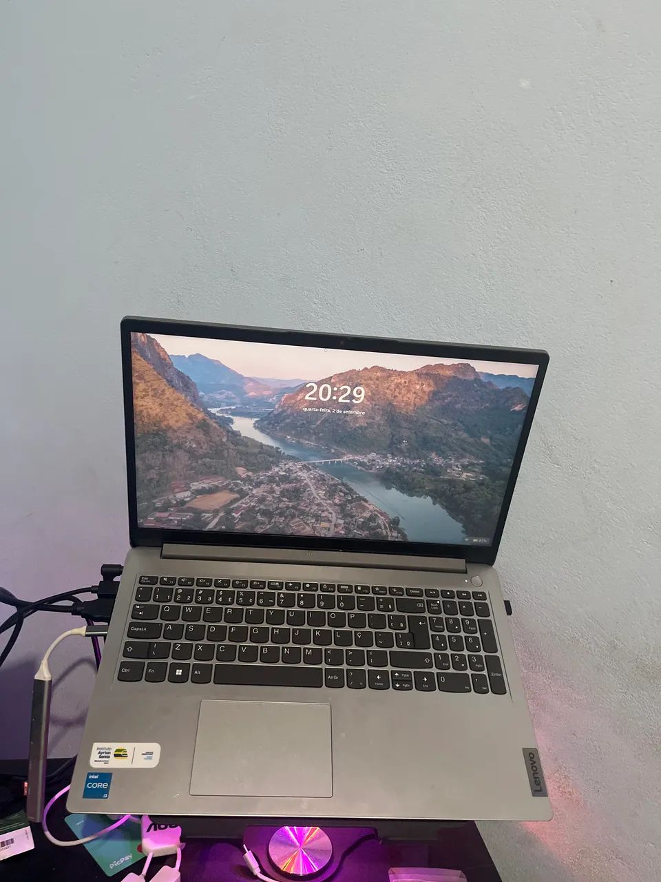  Notebook Lenovo i3 8g de ram