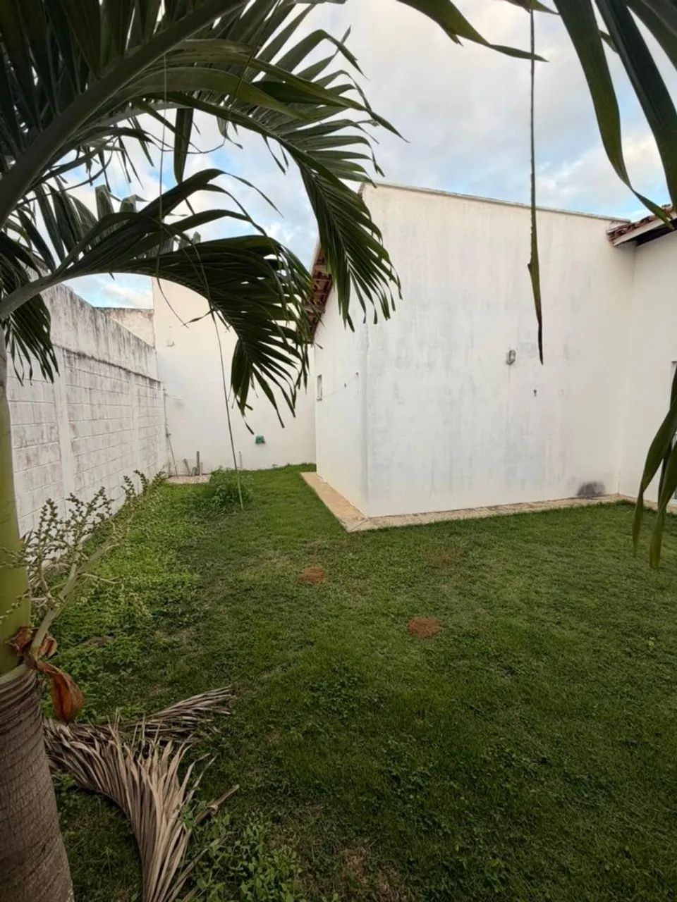 Excelente casa espaçosa no Sim com 3/4 e closet  - Foto 5