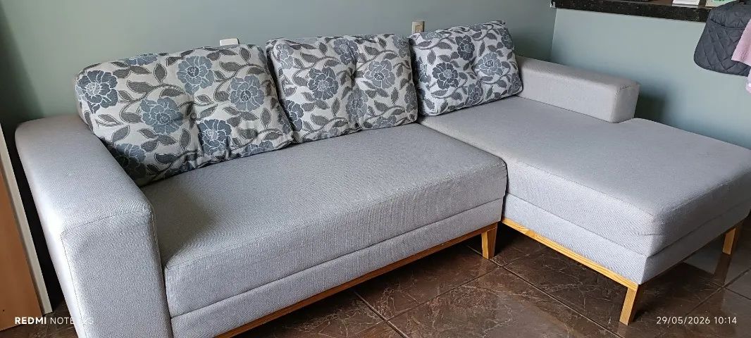 Vende-se sofá de linho 3 lugares usado em boa condições. - Foto 2