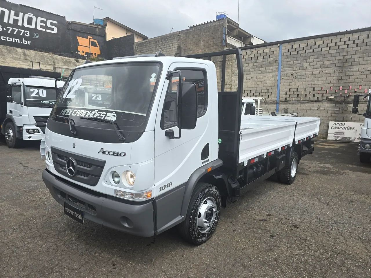 Mb Accelo 1016 Carroceria De 5,5m 12/12 Muito Novo