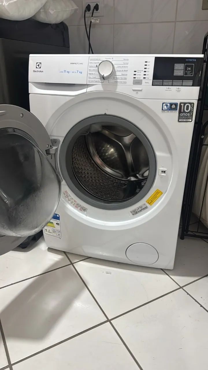 Lava e Seca Electrolux LSP11 11kg Inverter 127V (Lava 100% / Necessita Reparo na Secagem)
