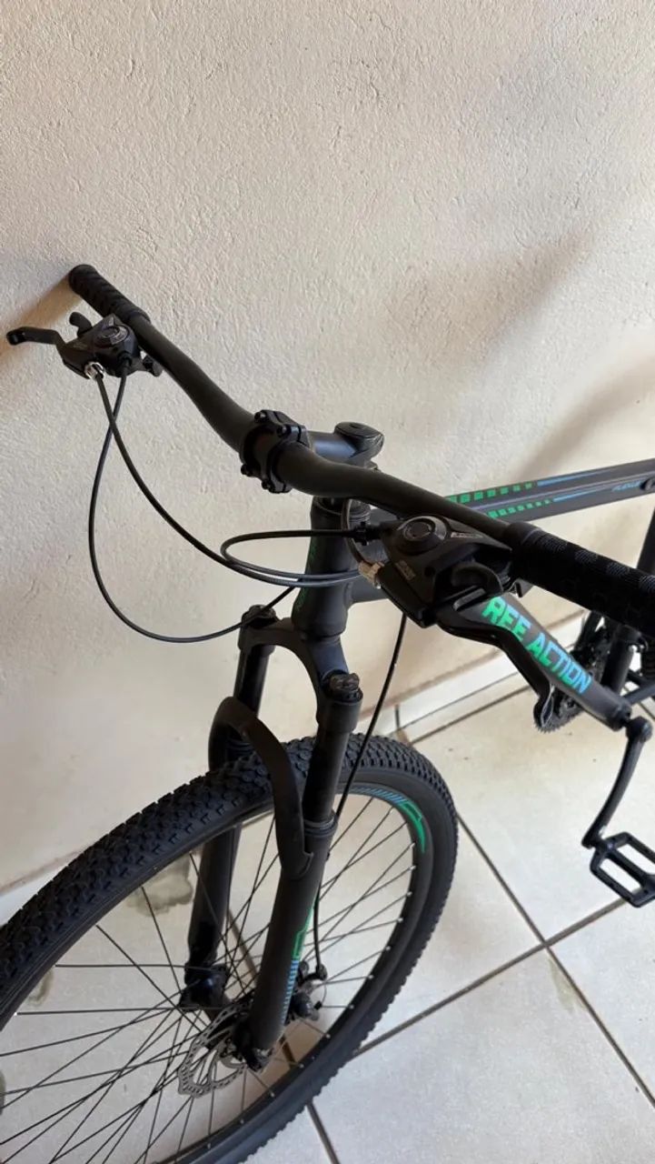 Bicicleta Free Action Flexus Aro 29 - 21V e Freios a Disco - Foto 3