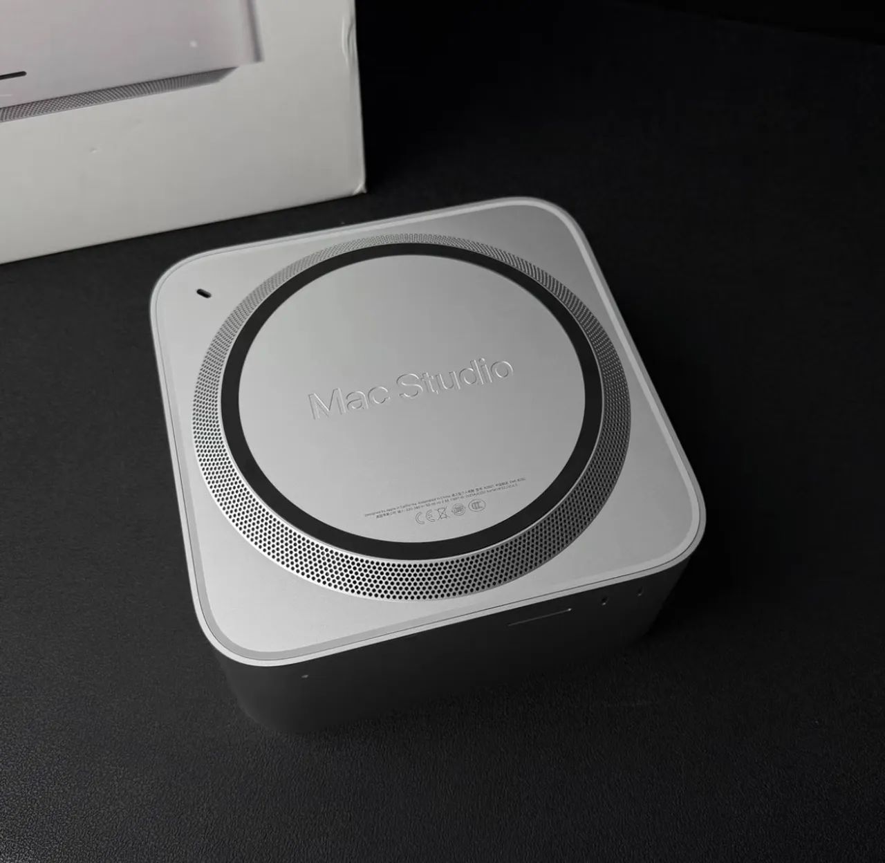 Mac Studio M4 Max453824924626472961