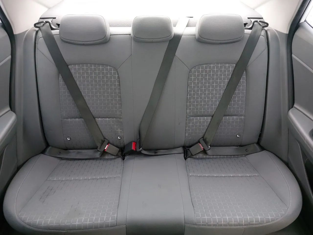 Hyundai HB20S Comfort 1.0 Flex 12V Mec., foto 18 de 18