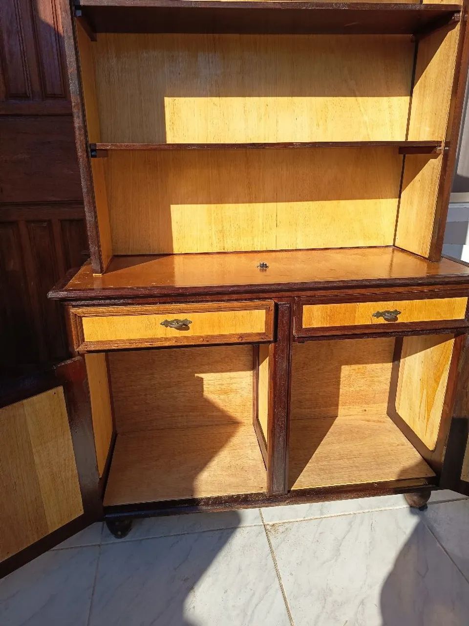 Vendo armário de madeira  - Foto 4