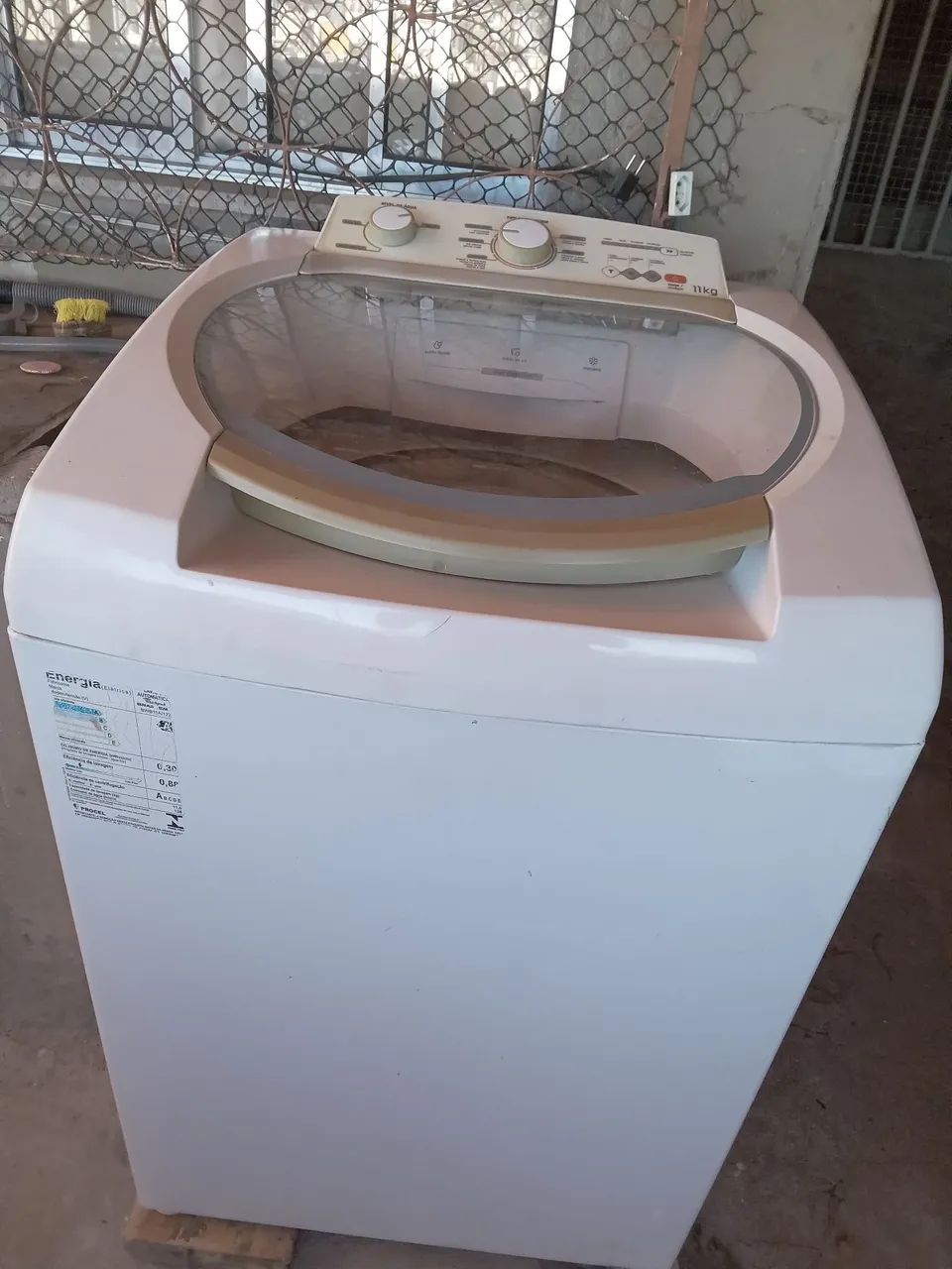 Vendo máquina Brastemp 11 kilos 