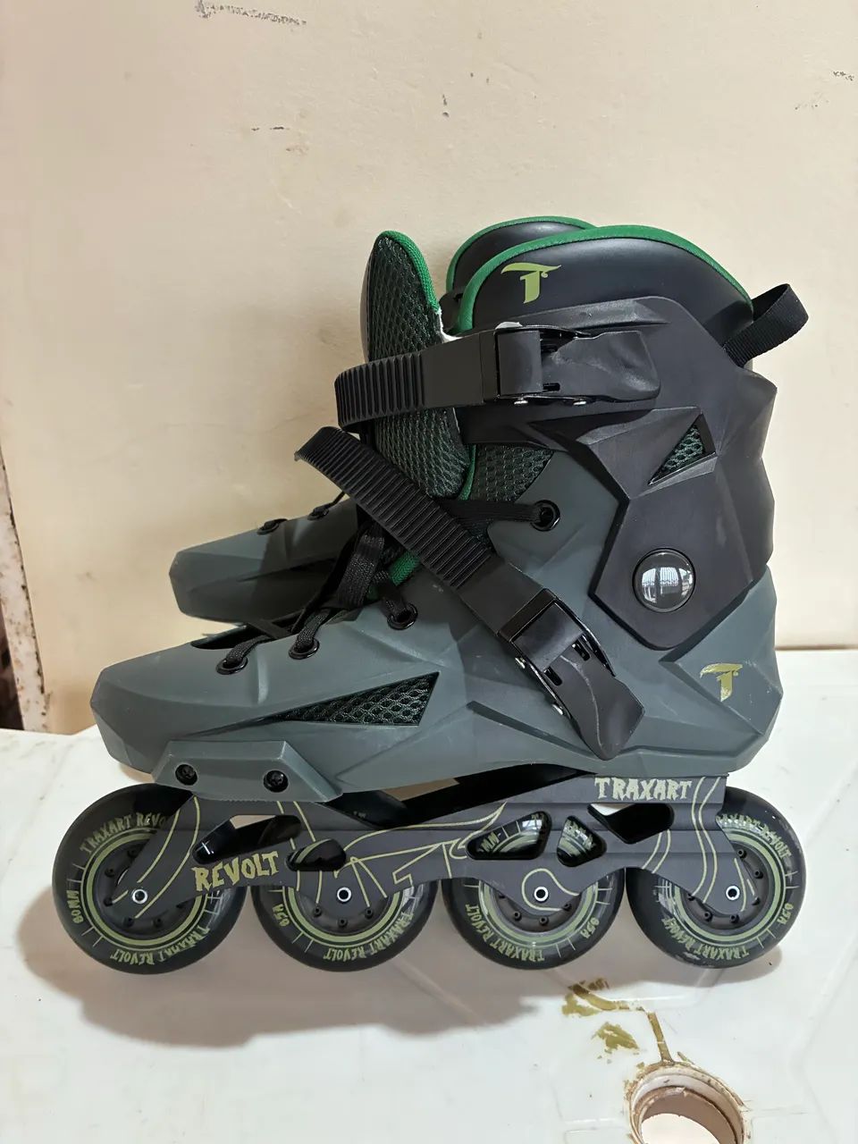 Vende-se patins inline pouco usado  - Foto 2