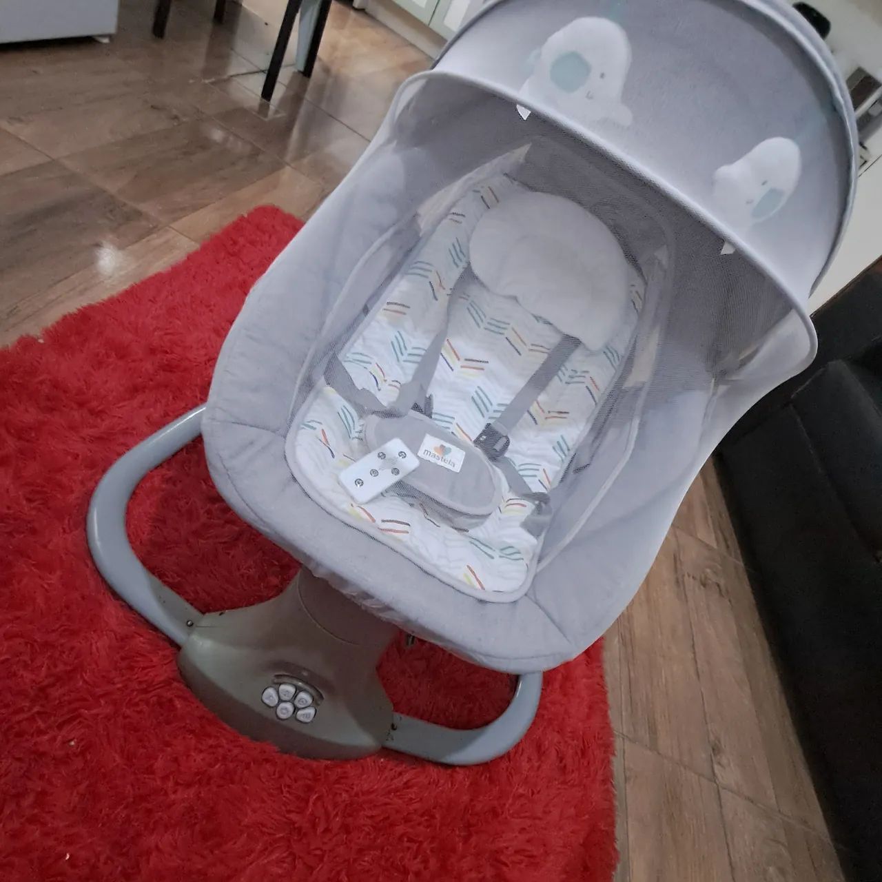 Vendo cadeirinha de balanço bebe  - Foto 4