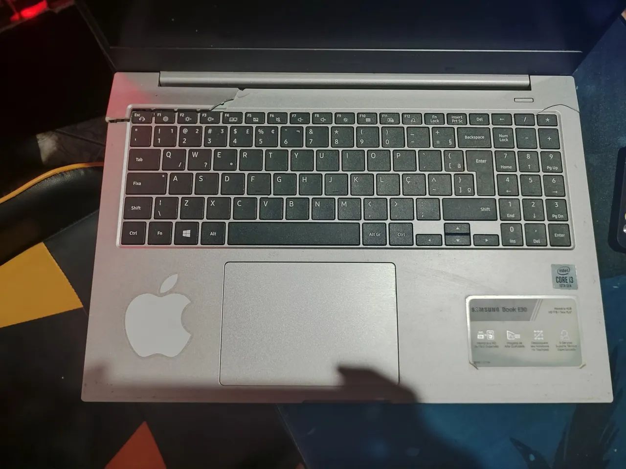 Vendo notebook Samsung i3 HD 1TB para retirar peças ou arrumar  - Foto 3
