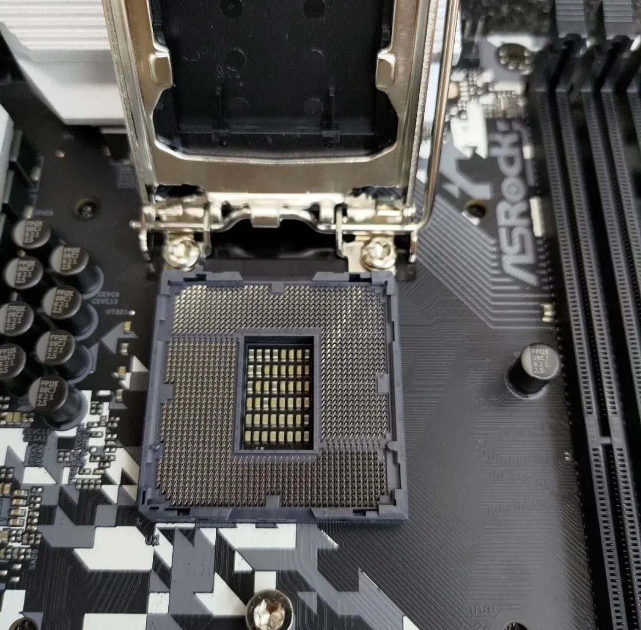 Kit upgrade i9 10900k - Foto 2