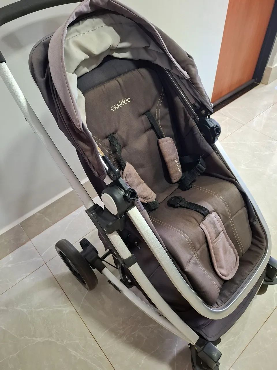 Carrinho de bebê Moisés Kiddo com bebê conforto - Foto 3