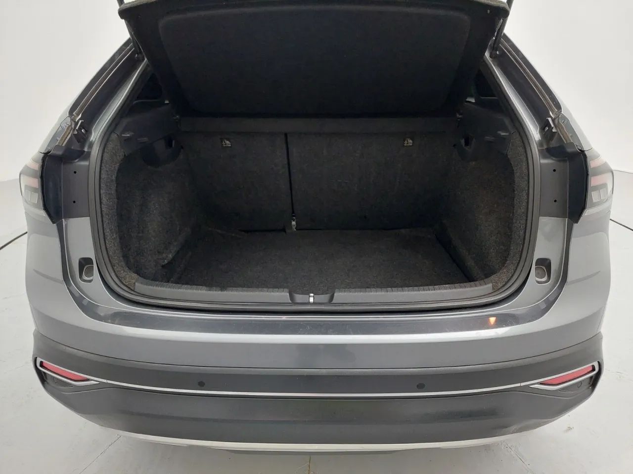 Volkswagen Nivus Highline 1.0 200 TSI Flex Aut., foto 9 de 18