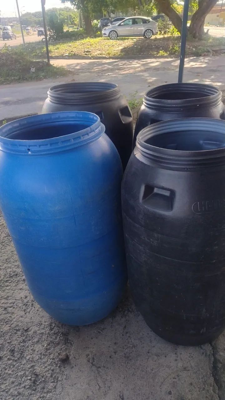 Tambor para lixo predial gigante cap. 260 litros entrega grátis  - Foto 2