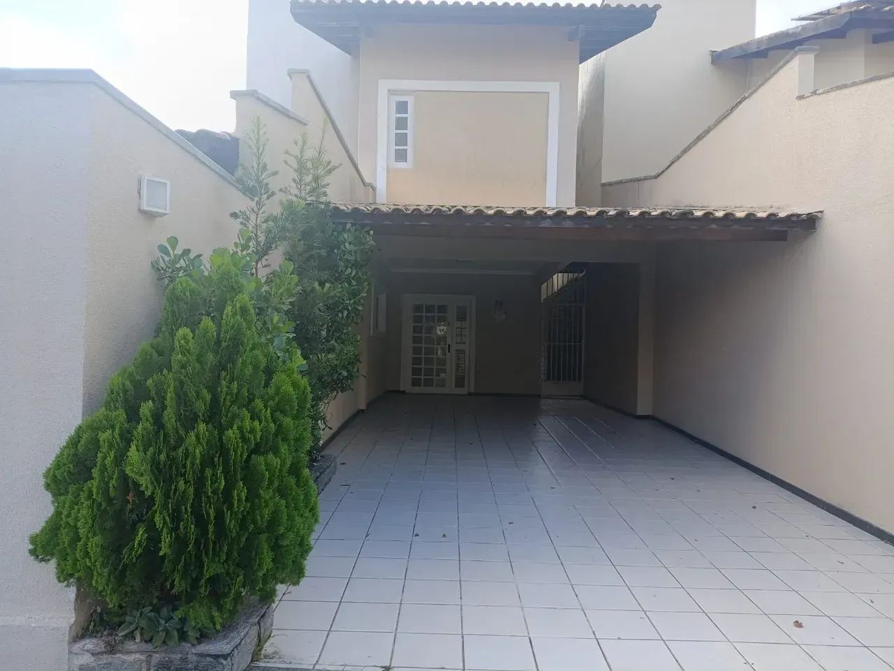 Casa Duplex em Condomínio