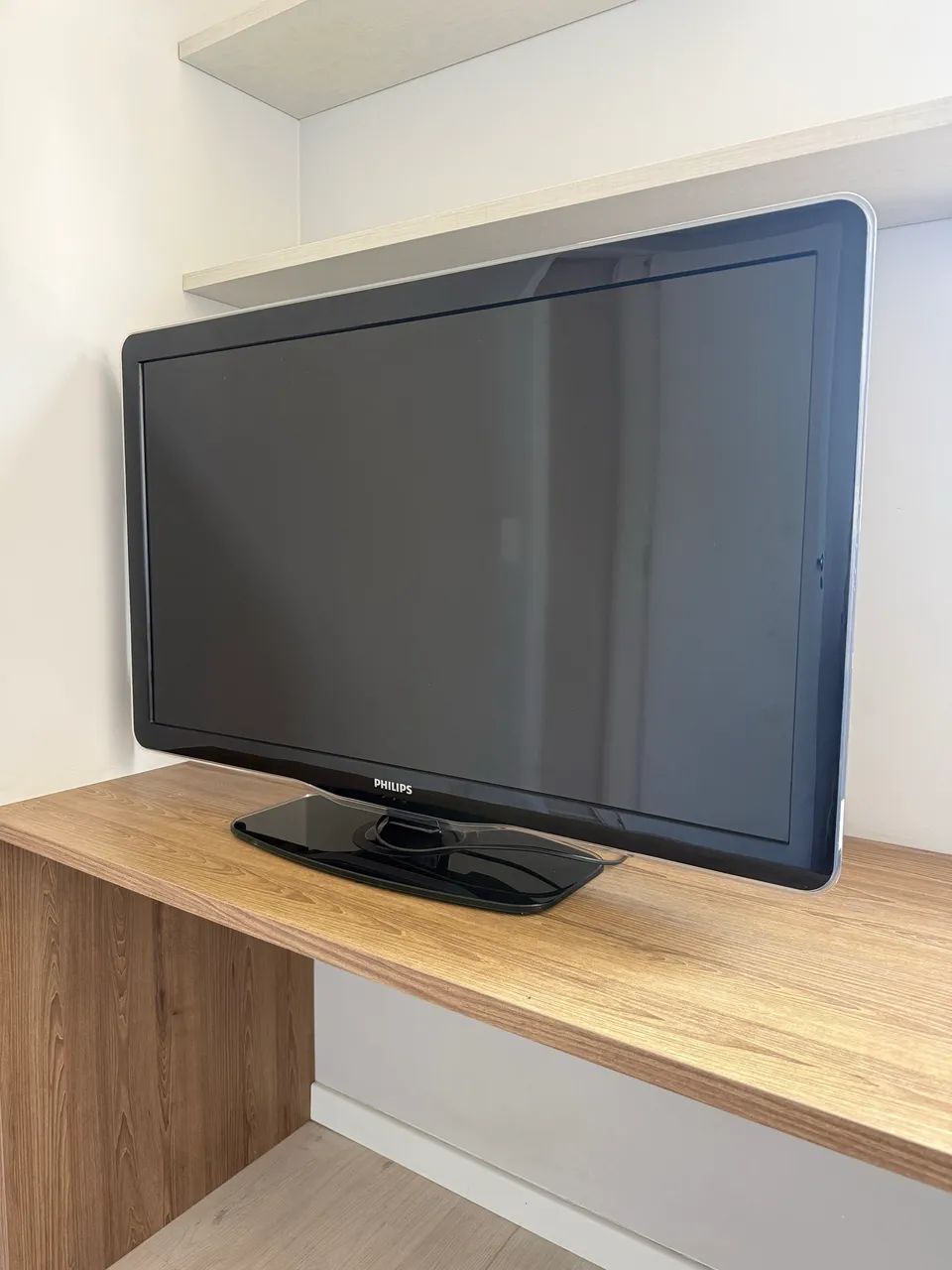 TV Philips 40? Full HD - Excelente Conservação - TVs - Costa e