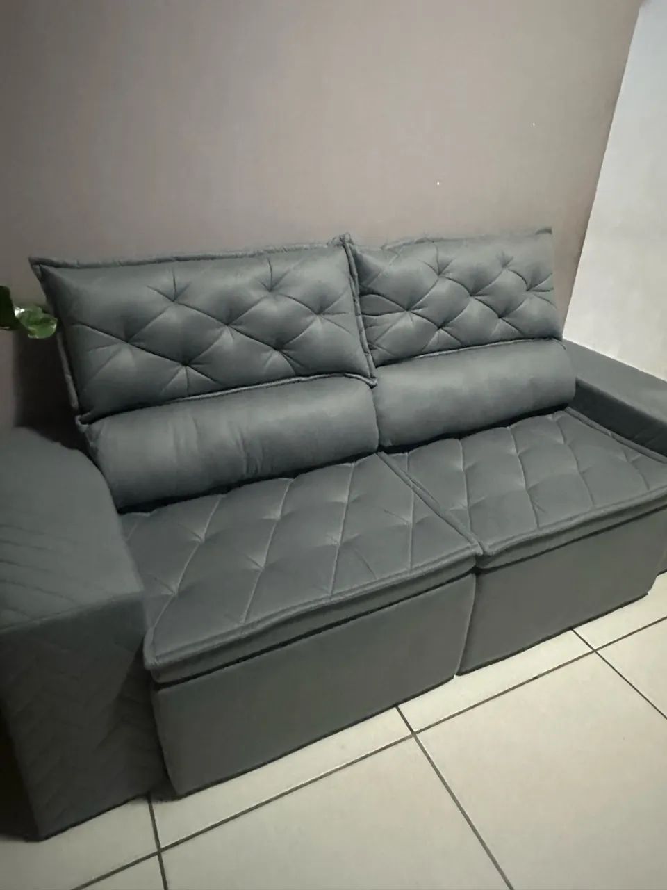 VENDO SOFÁ RETRÁTIL NUNCA USADO  - Foto 2